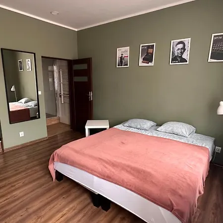 Apartment Centrum - Dworcowa 10 *